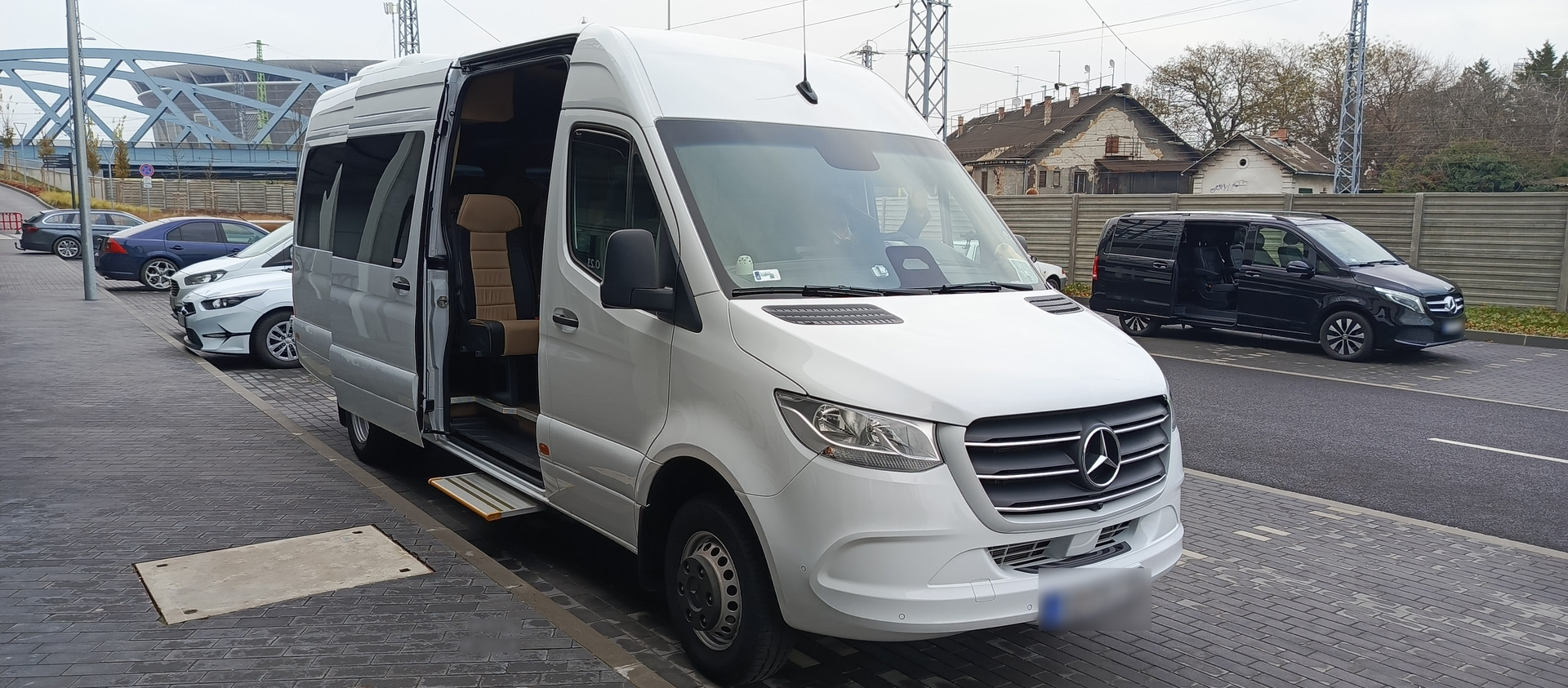 Mercedes-Benz Sprinter Minibus — VanBudapest premium chauffeur service in Budapest (56)
