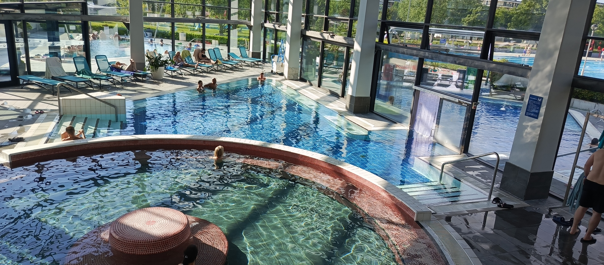 Best Outdoor Baths in Budapest for a Summer Day That Actually Saves You From the Heat