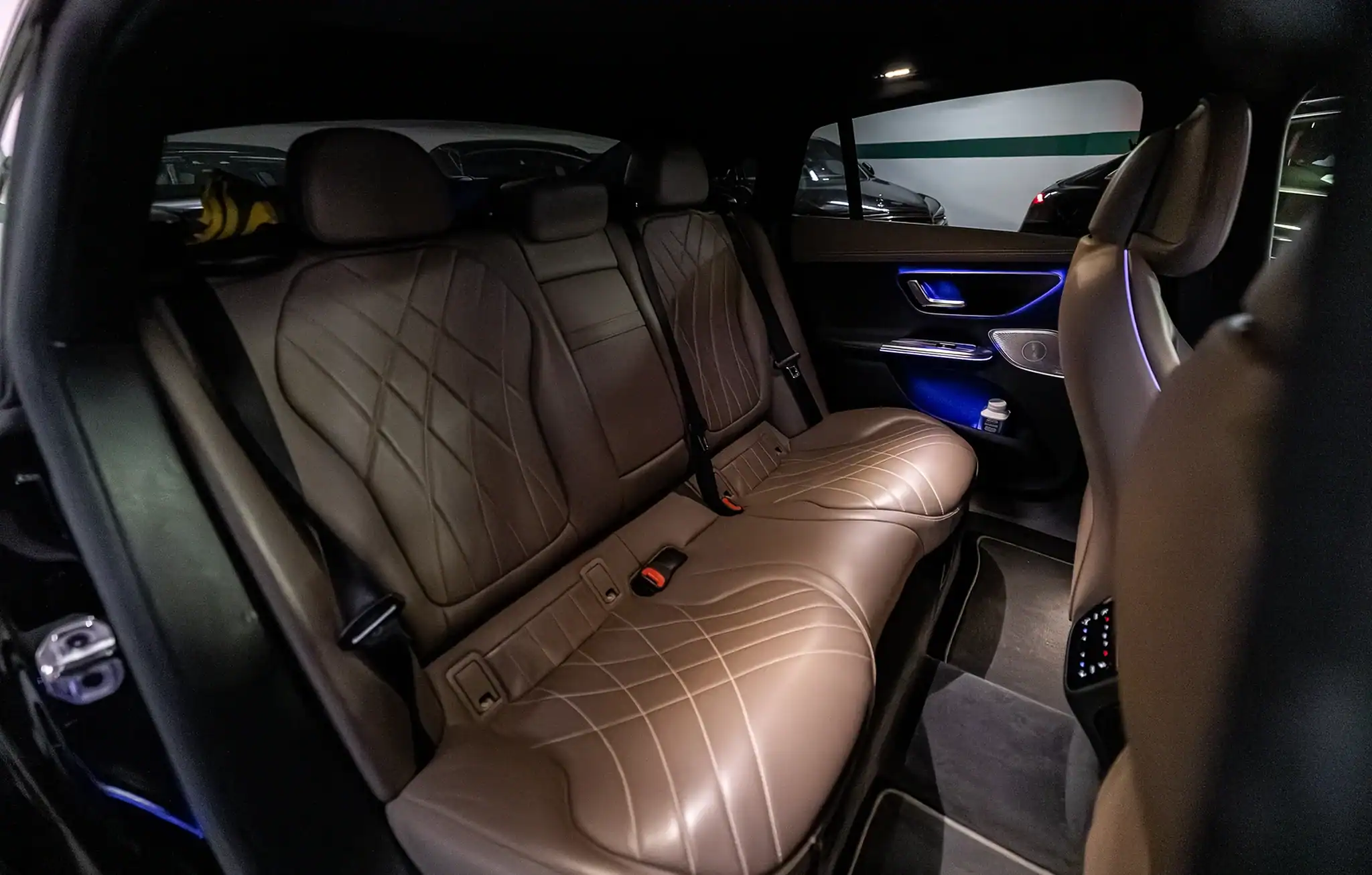 Mercedes-Benz E-Klasa — VanBudapest, usługa szofera premium w Budapeszcie (62)