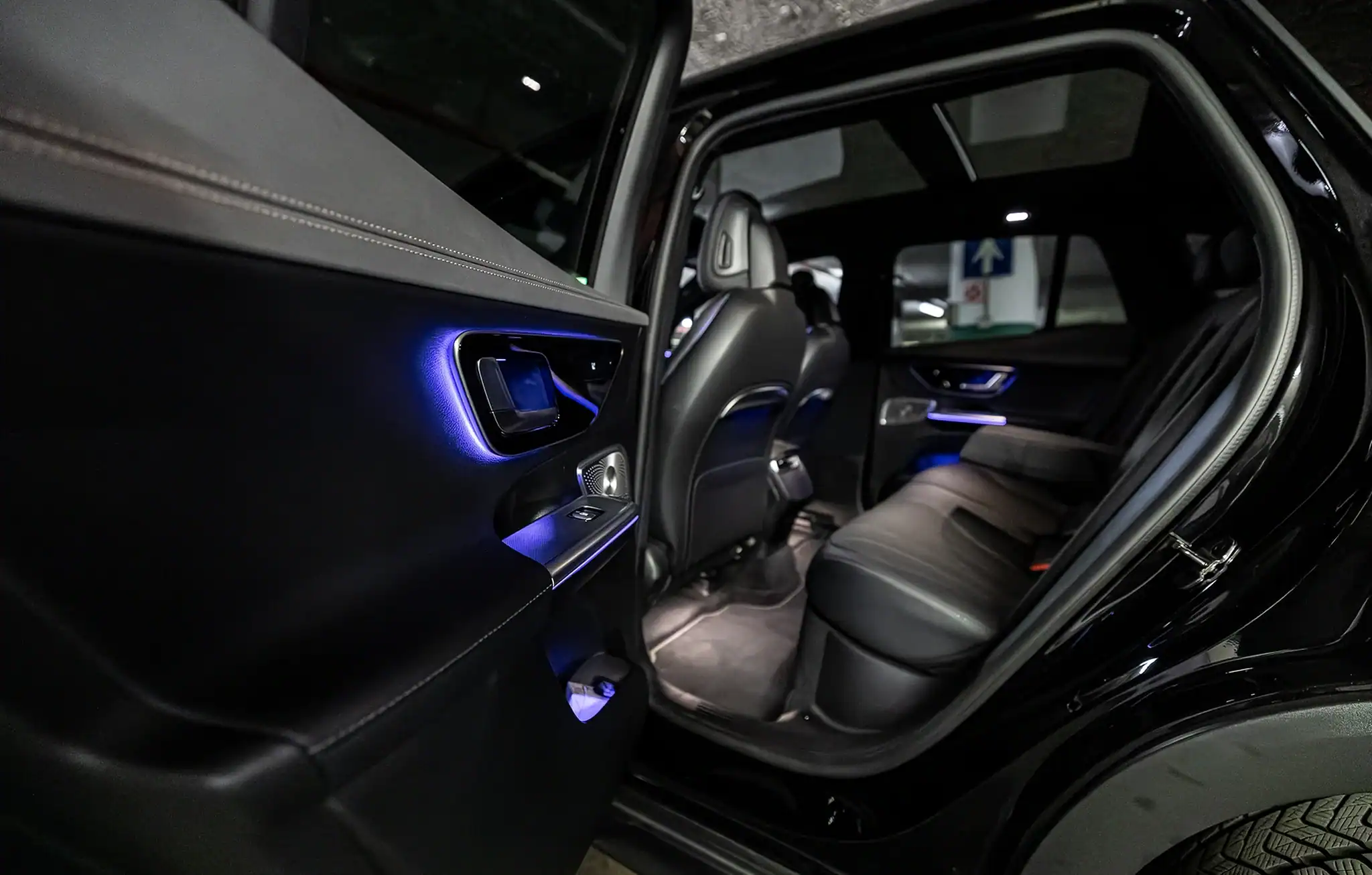 Mercedes-Benz E-Klasa — VanBudapest, usługa szofera premium w Budapeszcie (69)