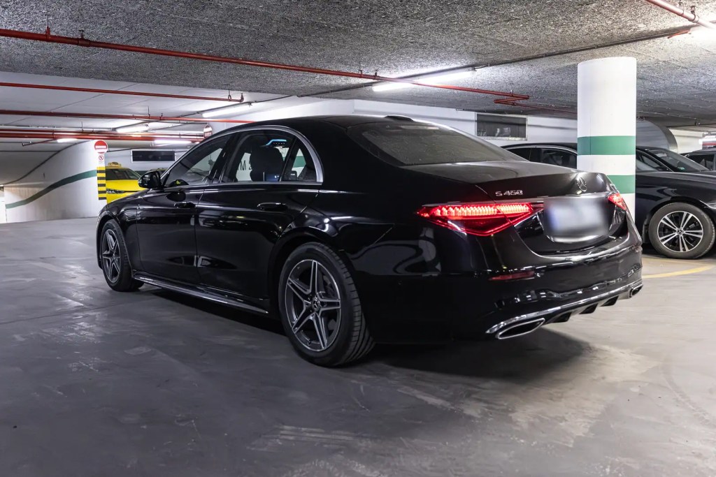 Operntransfer Budapest: Háry János mit Chauffeur