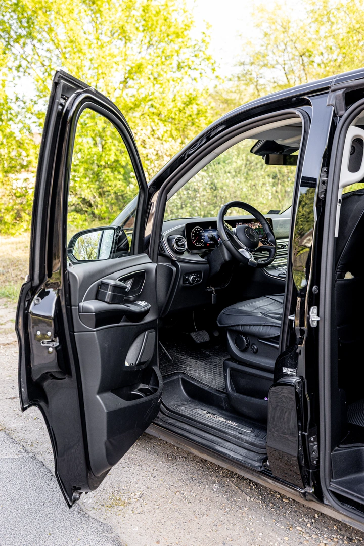 Mercedes-Benz V-Class with doors open