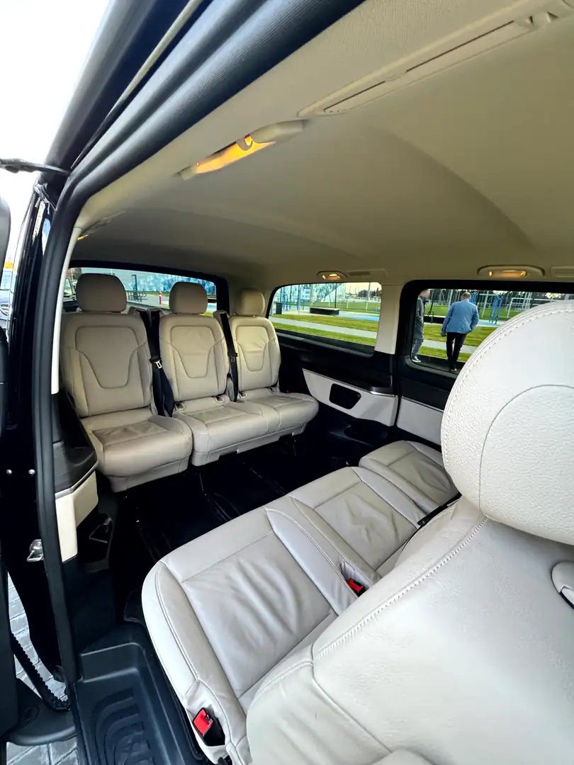Mercedes-Benz V-Class — VanBudapest.com