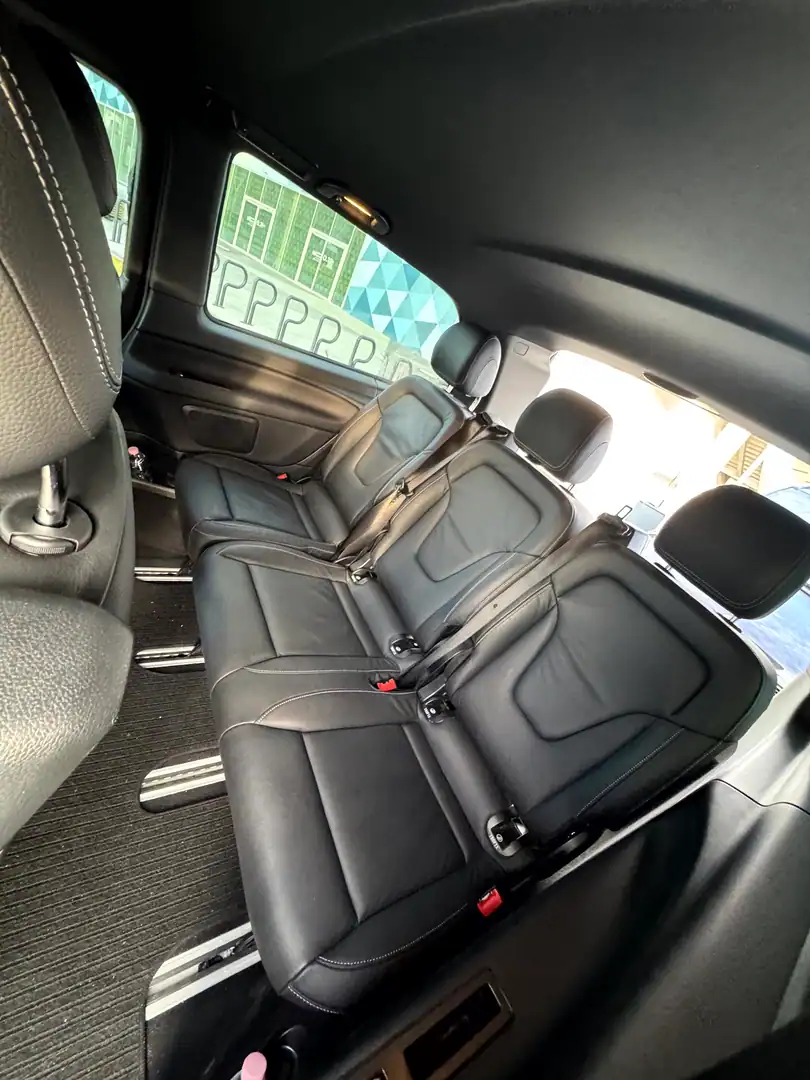 Mercedes-Benz V-Class — VanBudapest.com
