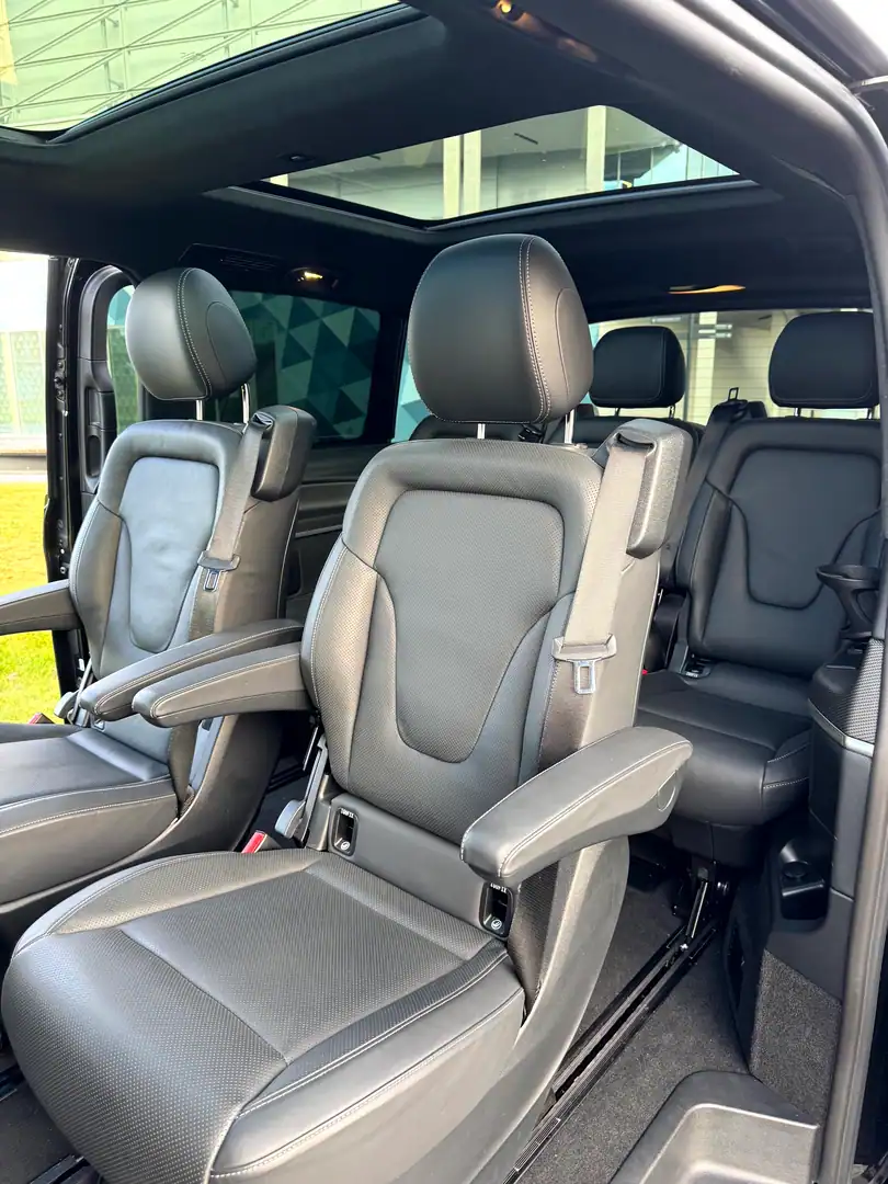 Mercedes-Benz V-Class — VanBudapest.com