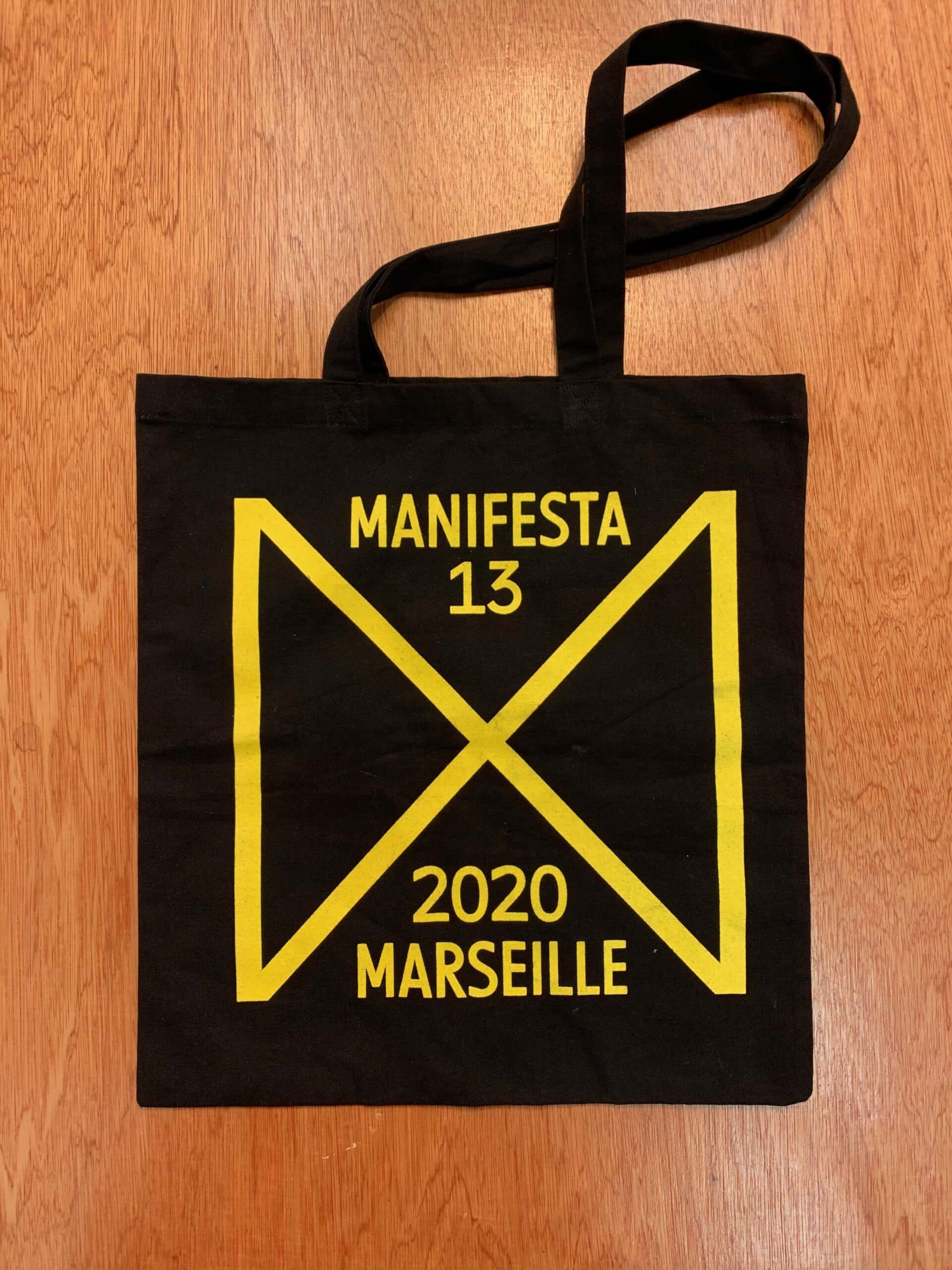 Traditions are important in neighbourhoods - tote bag - Image 3