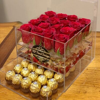 Acrylic-Flower-Box-With-Chocolates