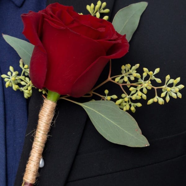 red rose boutonniere