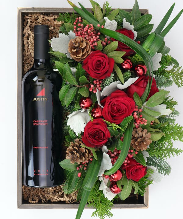 WINE & CHRISTMAS FLOWERS