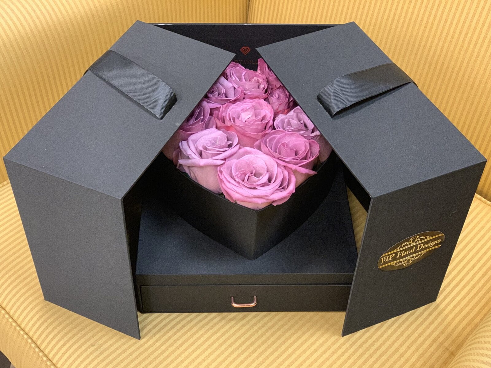 “Seduce” Flower Heart Box - Image 3