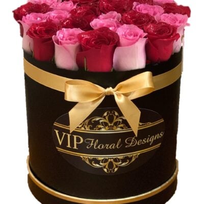 hat flower box red and pink roses