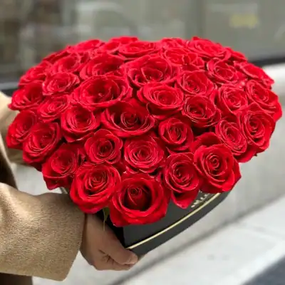 Red roses bouquet in a black gift box, perfect for special occasions, love, or anniversaries from VIP Floral Las Vegas.