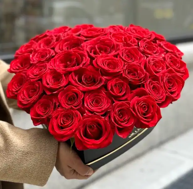 Red roses bouquet in a black gift box, perfect for special occasions, love, or anniversaries from VIP Floral Las Vegas.