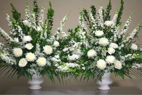 altar flower arrangements