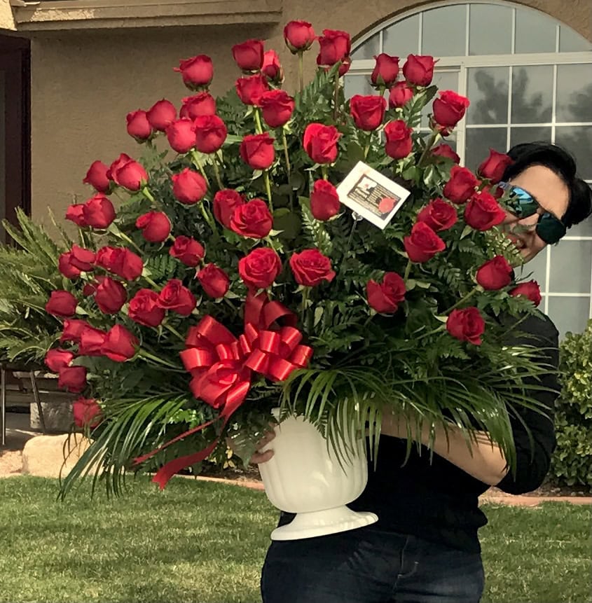 About Us | Flower Shop Near Me | VIP Floral