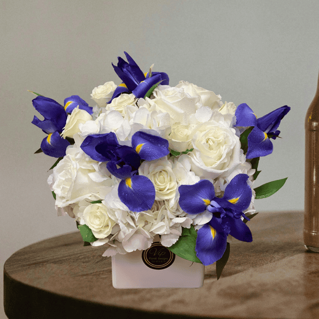 blue and white flower centerpiece
