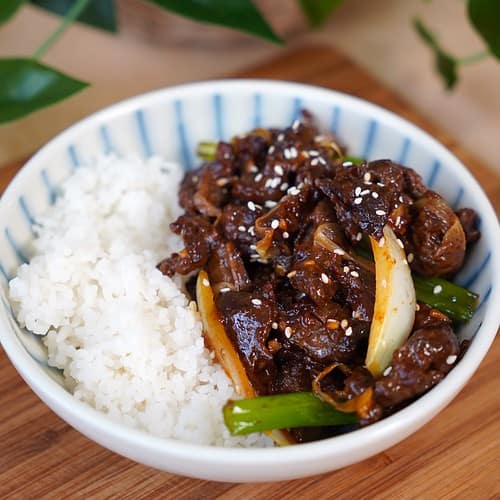 Beef and Onion Stir Fry
