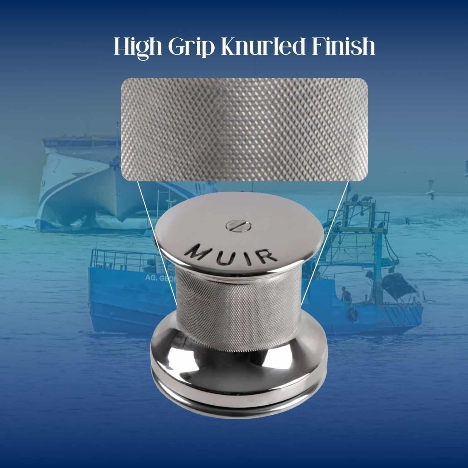 High grip knurled finish windlass for secure anchor handling. Durable stainless steel construction i.