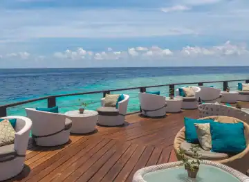 Kandholi Overwater Sky Bar