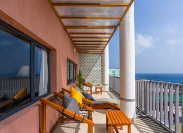 Manhattan Presidential Suite with Balcony & Terrace – Ocean View