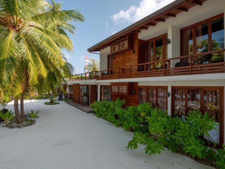 Aveyla Manta Village