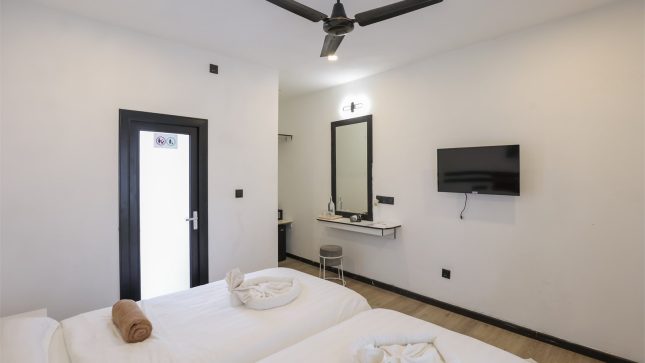 Belvedere Thoddoo - Deluxe Double Twin Room