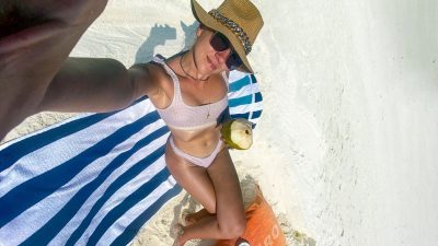 Sand Bank/Deserted Island Picnic