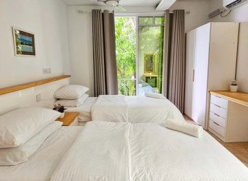 Deluxe Twin Room with Balcony
