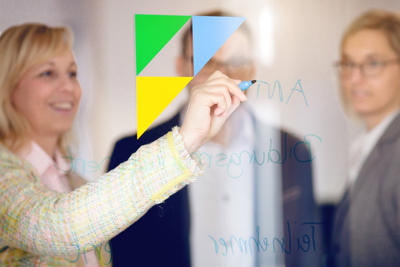 RR Software GmbH-Meeting an Glasscheibe