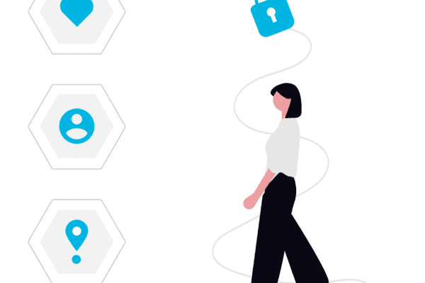 Frau mit Datenschutz-Icons und Schloss-Symbol für Microlearning Datenschutz.