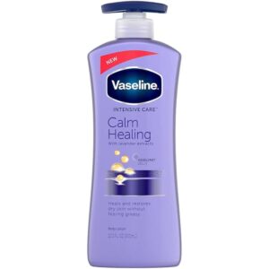 Pflegeprodukt Vaseline Calm Healing mit Lavendel für trockene Haut.