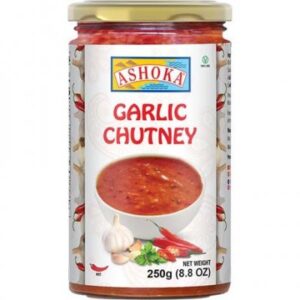 Asiatische Lebensmittel Online-Shop, Knoblauch Chutney im Glas, asiatisches Gewürz.
