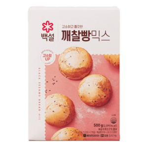 Asiatischer Lebensmittelladen, Sesambrötchen, asiatische Backwaren.