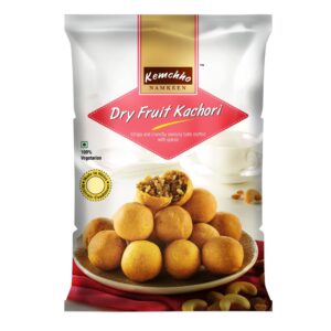 Asiatischer Lebensmittelladen - Kachori, knusprige Fruchtbällchen mit Gewürzen.
