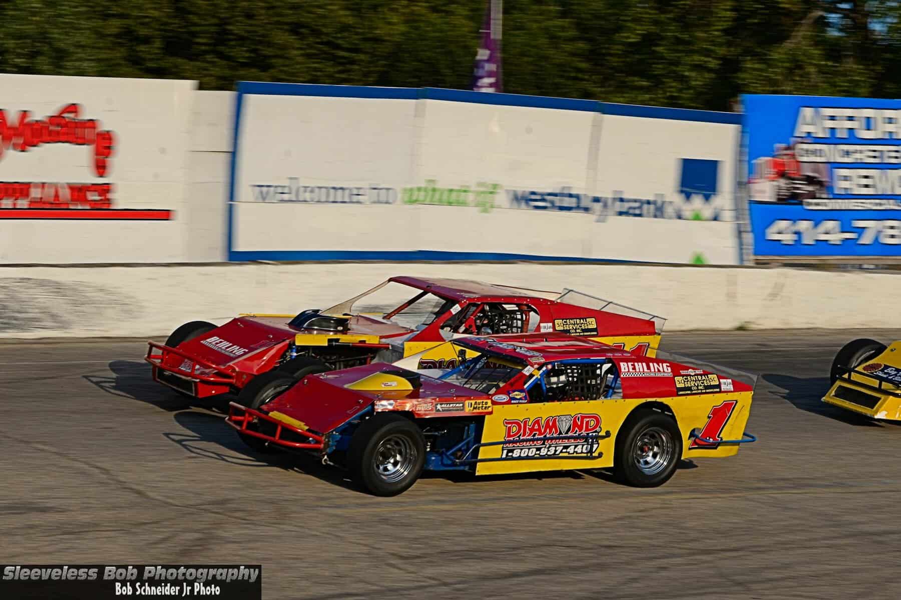 Image of Action Power Sports Small Car Nationals & UTV Night at Slinger Super Speedway. Image Source: https://slingersuperspeedway.com/content/images/2025/05/811_9777.jpg