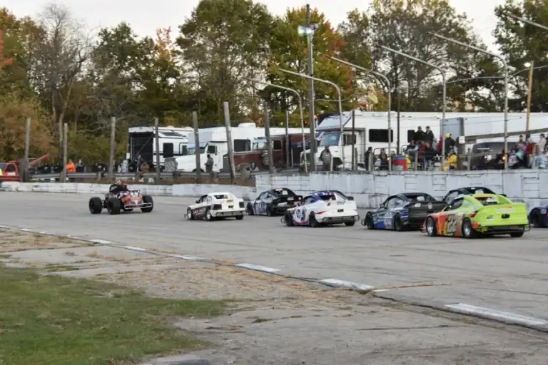 Image of SPEEDFEST at Tomah Sparta Speedway. Image Source: https://tomahspartaspeedway.com/wp-content/uploads/2024/10/DSC_0493.webp