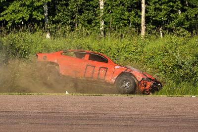 Image of Uttecht Industries presents Clean Up Demolition Derby at Marshfield Motor Speedway. Image Source: https://i0.wp.com/www.marshfieldspeedway.com/wp-content/uploads/2020/06/eve3.jpg?w=400&ssl=1
