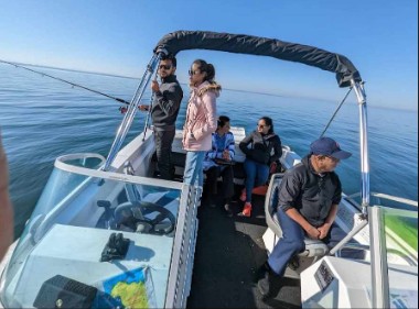 fishing boat hire