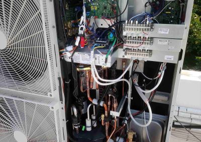 Αντλία Θερμότητας LG Με Σώματα Panel TERMOLUX & Ηλιακό Θερμοσίφωνα SKYLAND 03 | ΜΠΟΥΓΙΟΥΚΟΣ | ΠΑΤΡΑ
