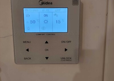 Χειριστήριο Αντλίας Θερμότητας MIDEA M-Thermal R32 Inverter Monoblock MHC-V22W/D2RN8 | ΜΠΟΥΓΙΟΥΚΟΣ | ΠΑΤΡΑ