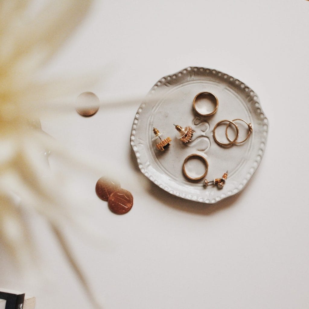 Spiritual Meaning Of Jewelry Falling Off