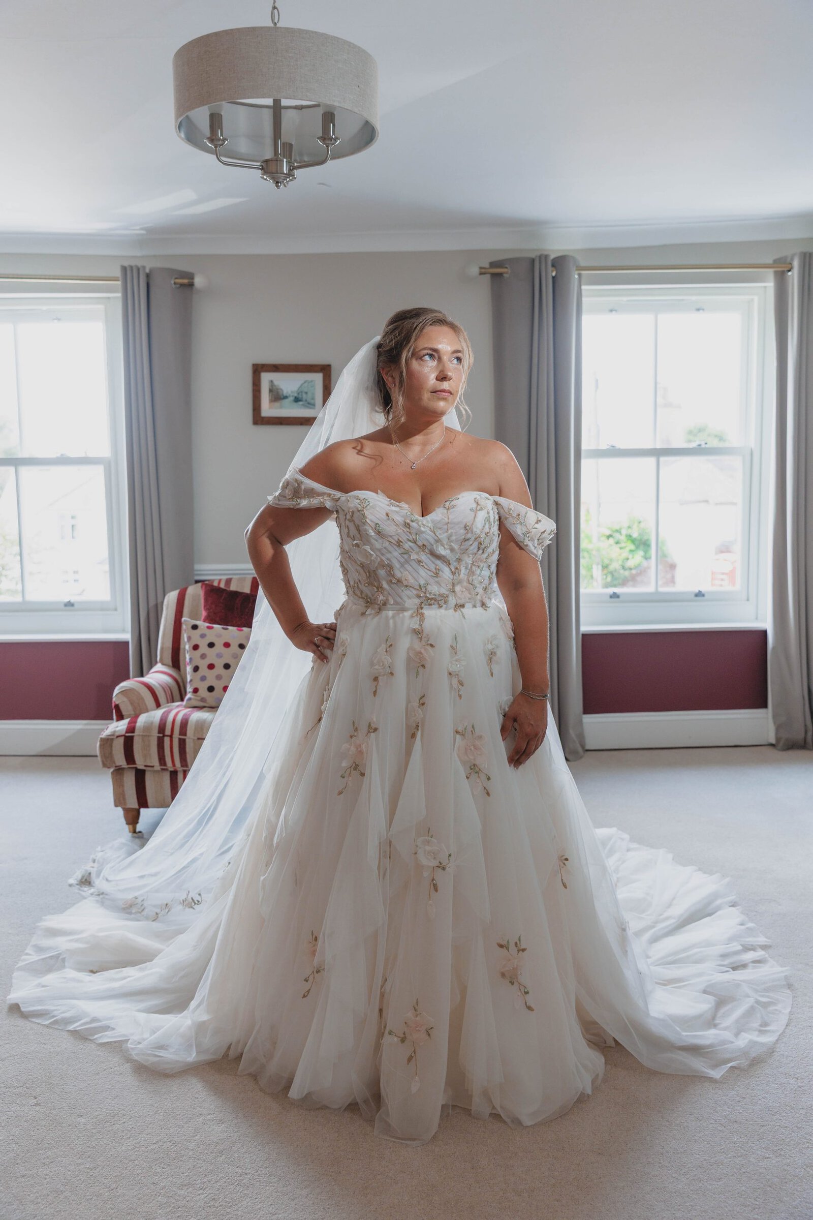 Lisa + Matt | Dunwell Farm Wedding, Ugborough 17 Lisa and Matt Dunwell Farm Ugborough wedding photography — getting ready