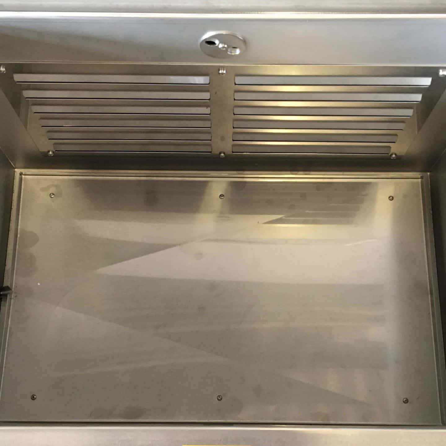 Parts drying interior view