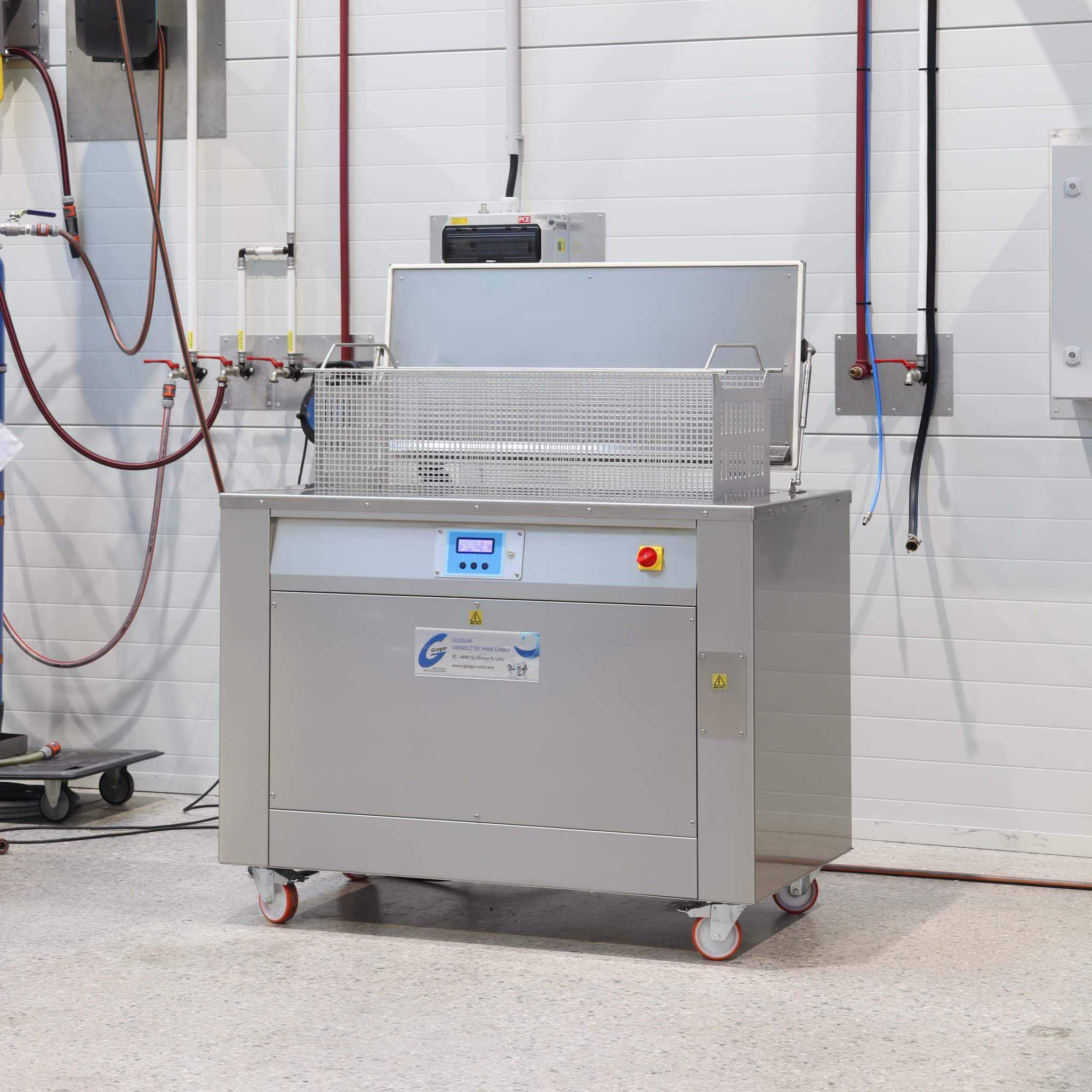 Ultrasonic cleaning system MU L