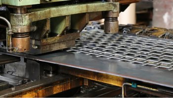 Heavy plate, punch plate; perforated metal
