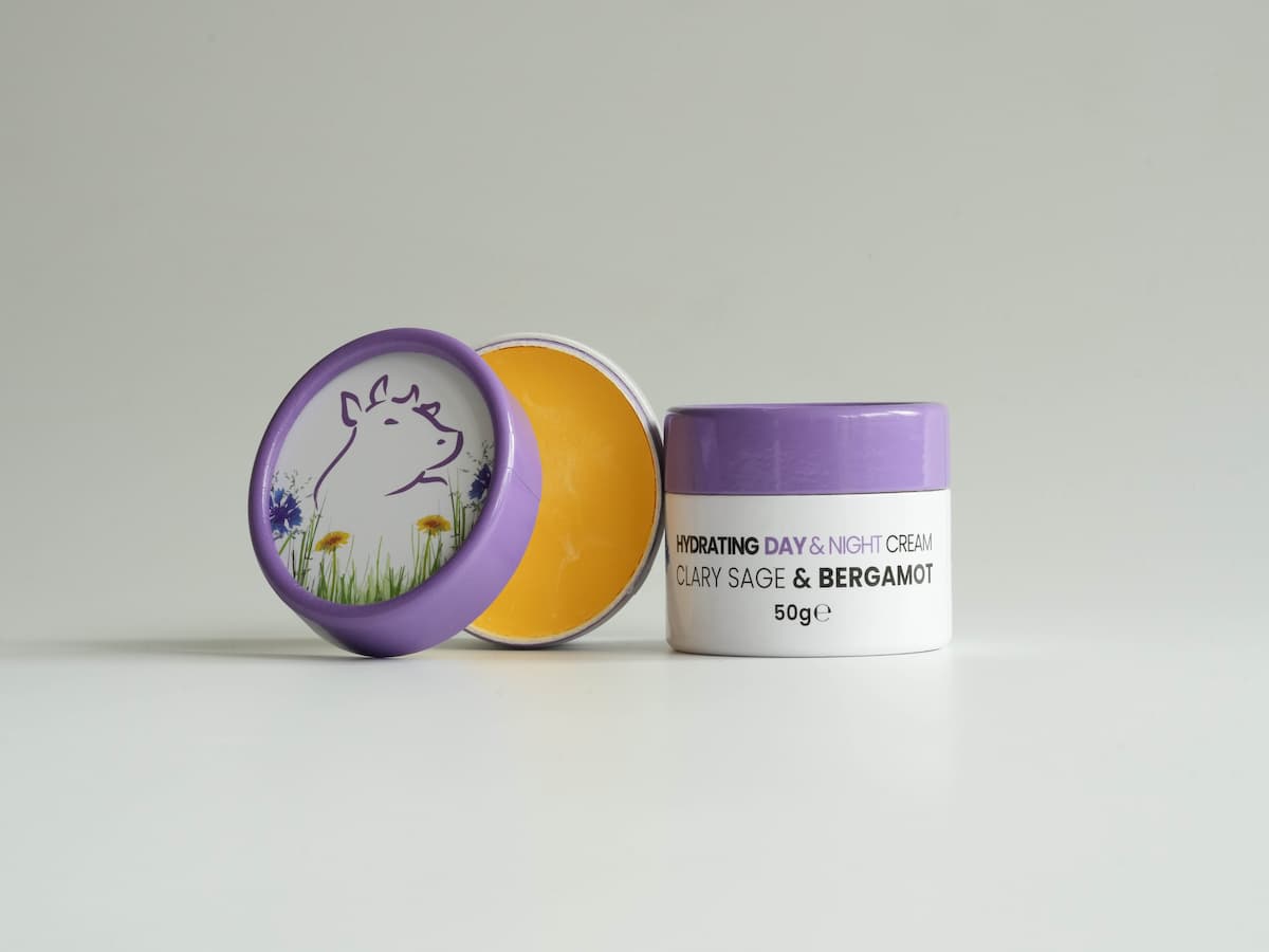 Tallow skincare cream with organic ingredients from Hayes Meadow.