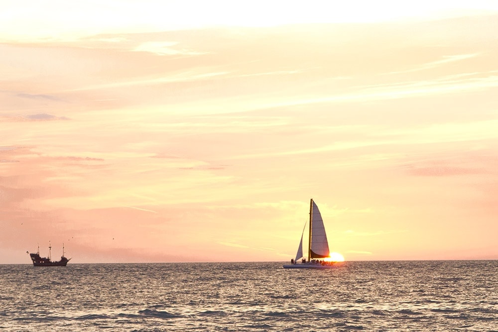 4 Amazing Spring Break Destinations That Won’t Break the Bank clearwater beach florida | Spring Break Destination ideas