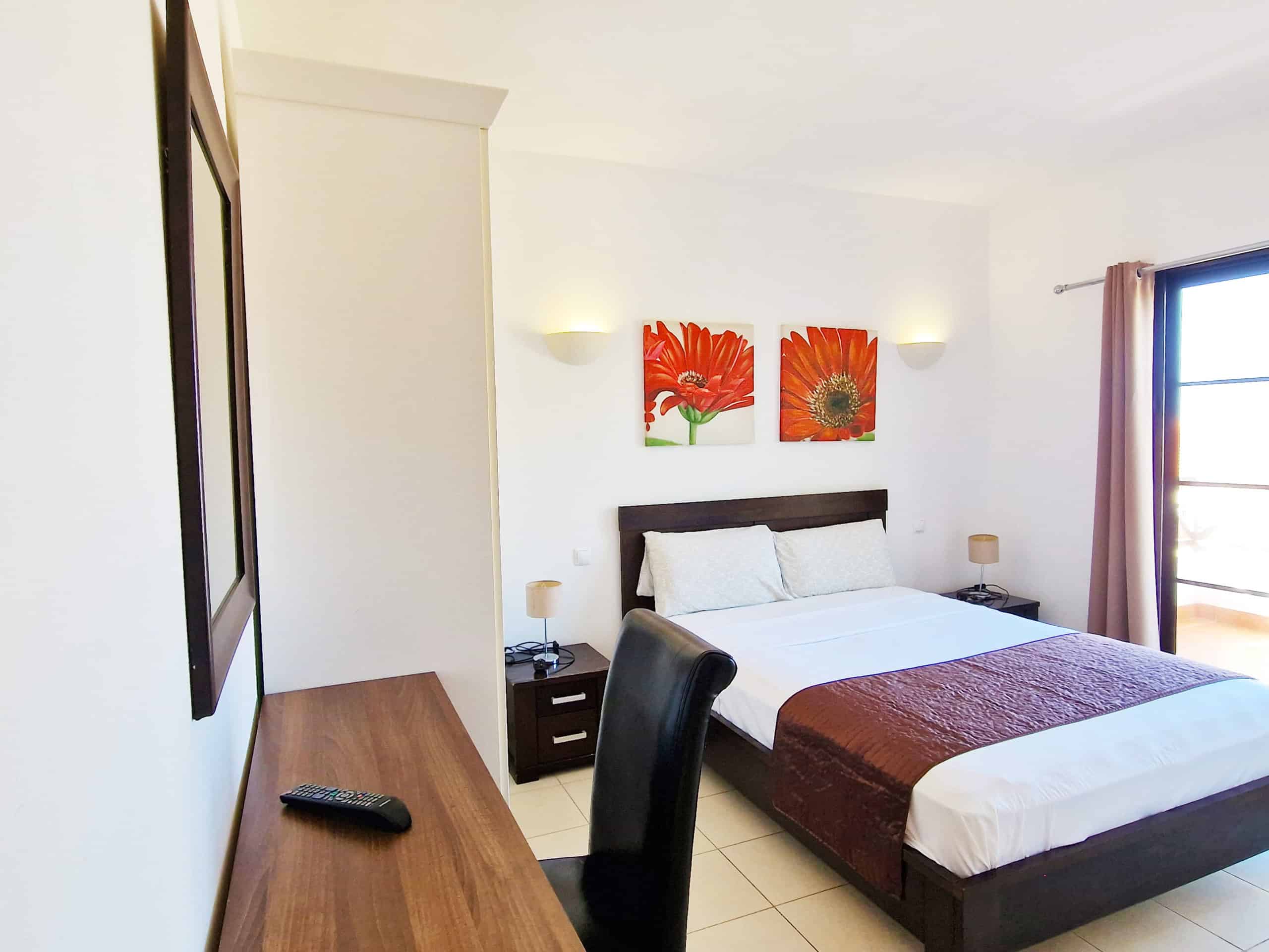 Double Bedroom. Detached Corner Plot 3 Bedroom Villa: Melia Tortuga, Sal, Cabo Verde. casa Verde Homes LDA