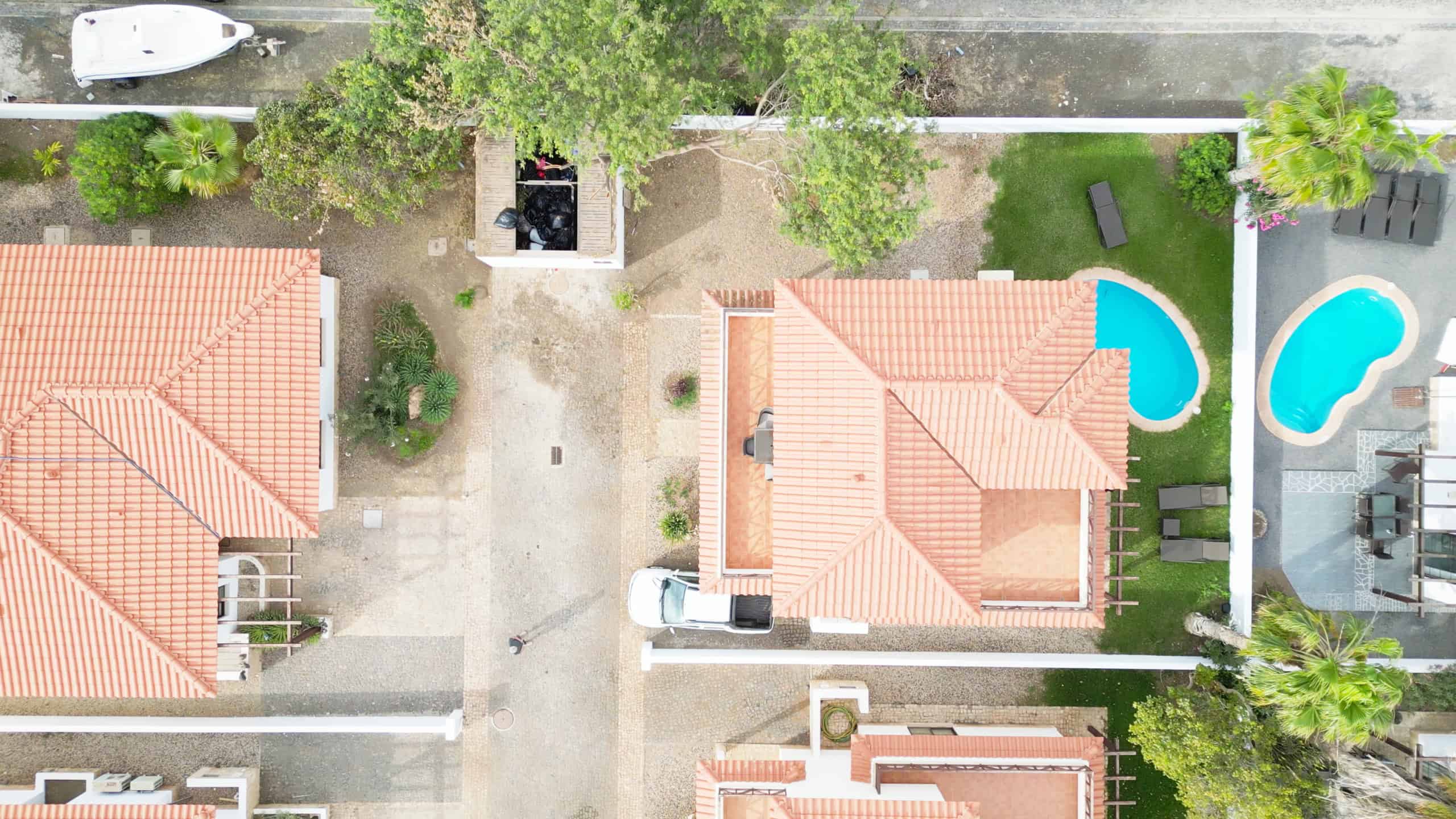 Overhead view. Detached Corner Plot 3 Bedroom Villa: Melia Tortuga, Sal, Cabo Verde. casa Verde Homes LDA