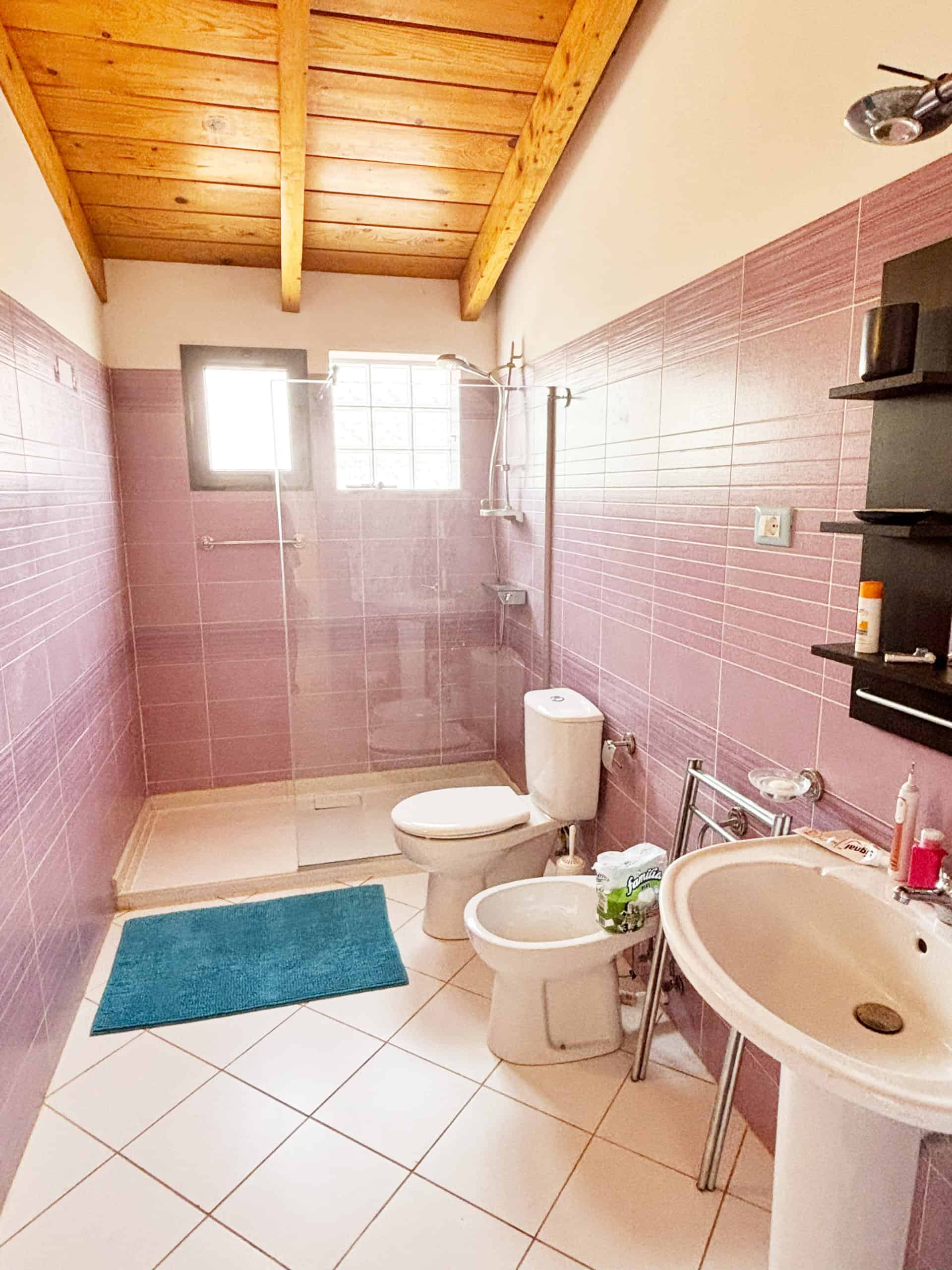 Bathroom: Ocean View 2 Bed Penthouse, Beachside